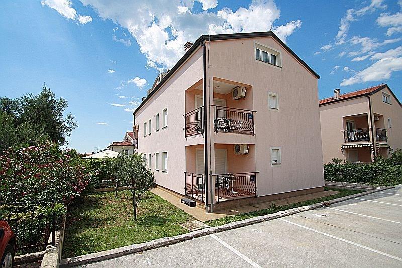 Apartment Bilic With Balcony Poreč Eksteriør bilde